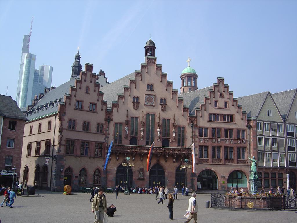 Hotel Astoria Frankfurt am Main Exterior foto